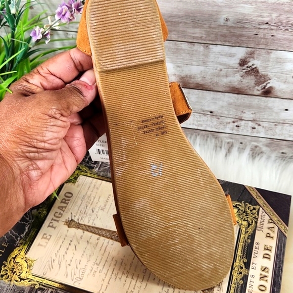 NWT, Olivia Miller, tan, clear bling sandle, cris cross bling strap, back zipper - Picture 7 of 8